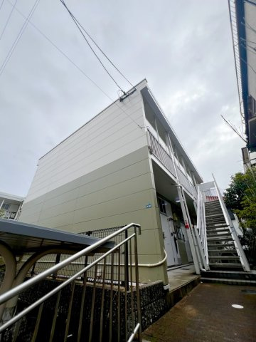 レオパレスブルーバリーの外観
