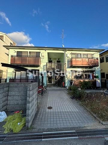 ハイツ安岡の外観