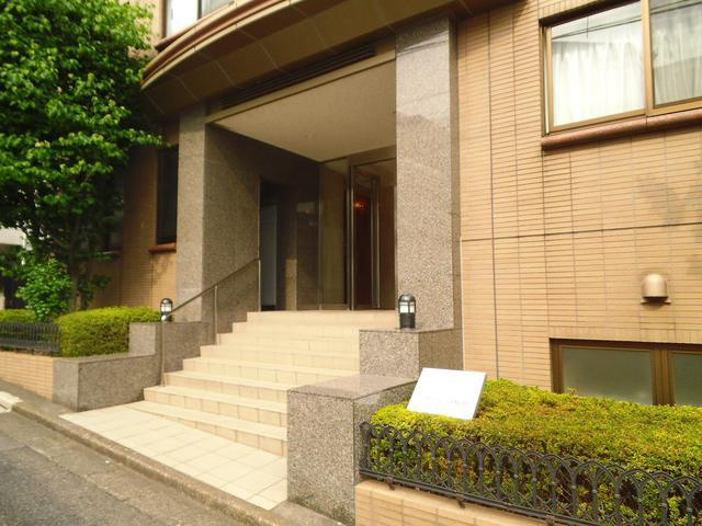 シティベース桜丘のエントランス| 