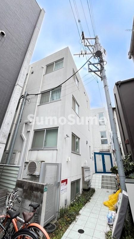 スカイレジデンス中目黒の外観|落ち着いた雰囲気の外観です