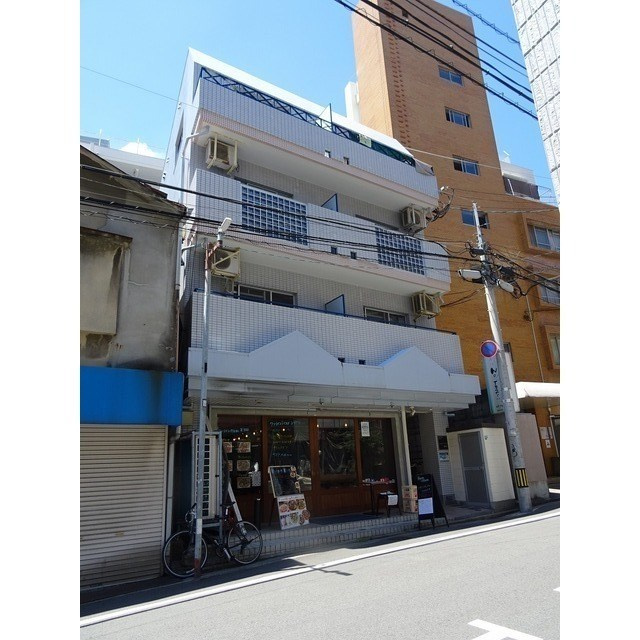 シルキーコート西新の外観