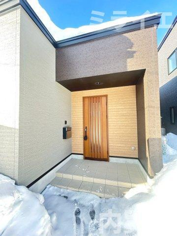 【新築戸建】札幌市東区北35条東20丁目3棟のエントランス
