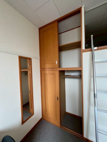 レオパレスいづみの収納