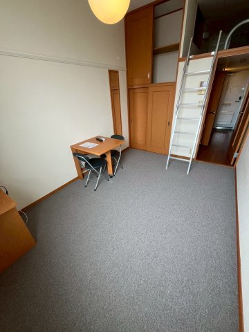 レオパレスいづみの内装