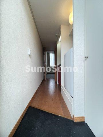 レオパレスオービラージュの玄関