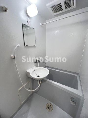 レオパレスオービラージュの浴室
