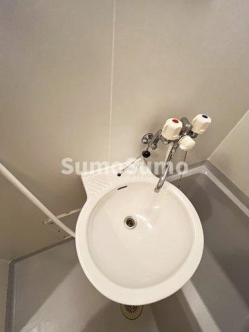 レオパレスオービラージュの洗面所