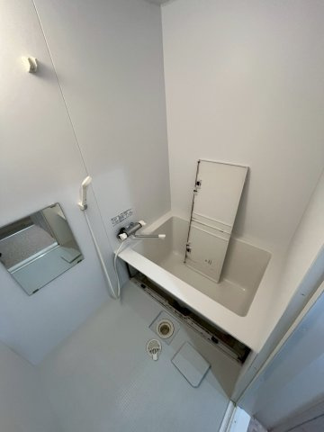 ハイツ室川Ⅰの浴室