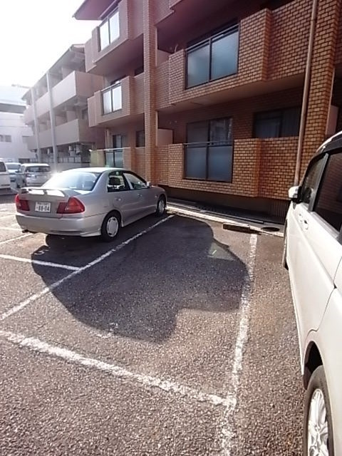 ハイツ百番館1の外観