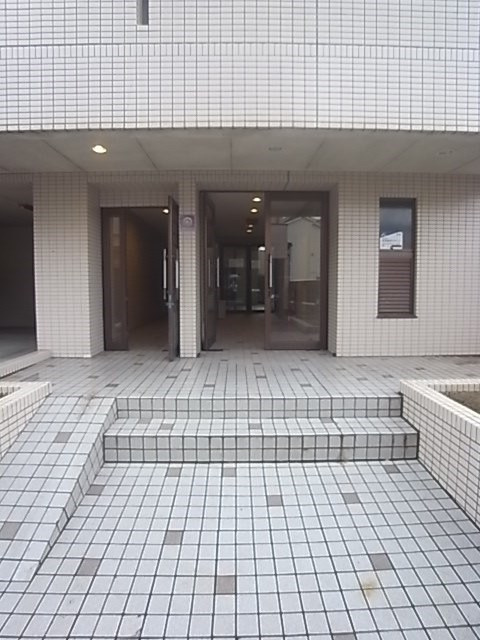トーカン須磨神撫町キャスティールのエントランス