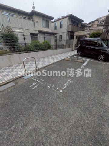 ジェントル藤崎の駐車場|駐車場があります