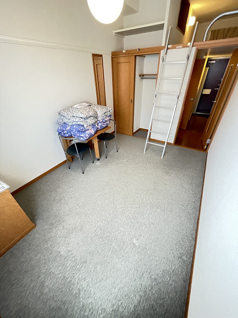 レオパレスベル芦屋の居間・リビング