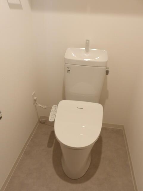 シティコート目黒4号棟のトイレ|コンパクトで使いやすいトイレです