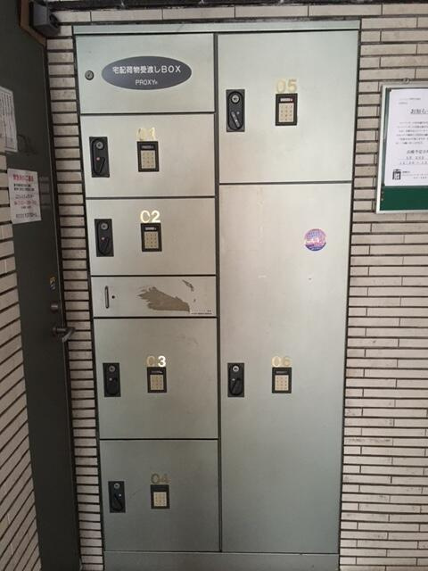 ジェイパーク青葉台弐番館のロビー