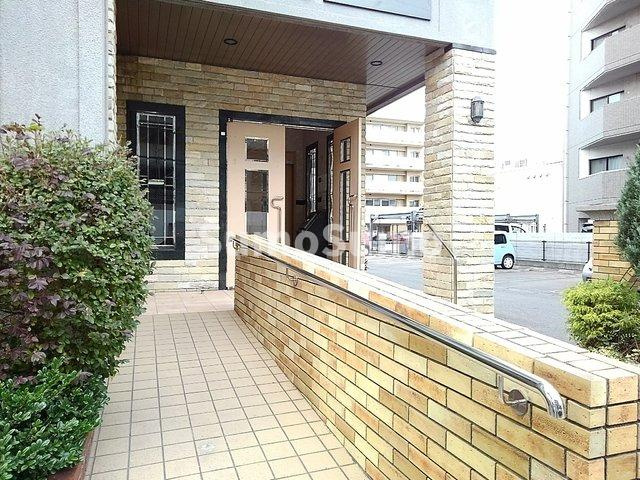 シャロームミキのエントランス