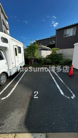 シエラハウスの駐車場|車をお持ちの方に嬉しい駐車場付きの物件です