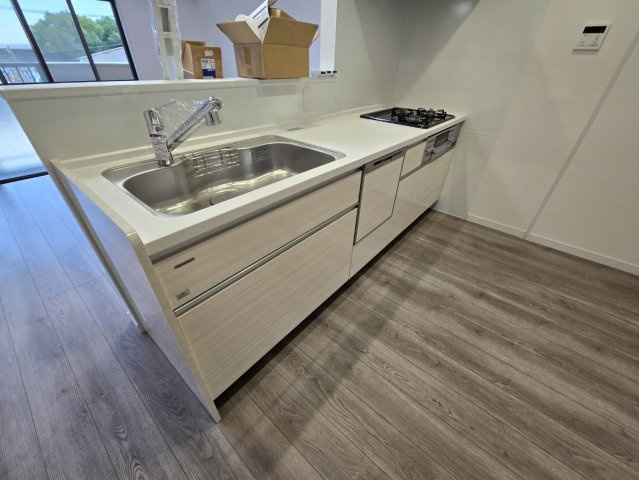 朝日プラザ大橋南のキッチン|キッチンはしっかりと幅があり、作業も効率よく行えますよ♪