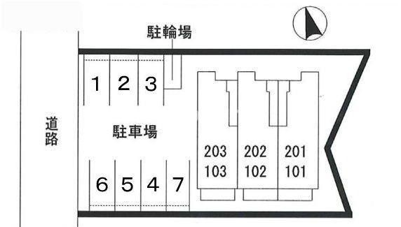プリティーホメイの駐車場|駐車場があるので、車を買う予定の方も安心です