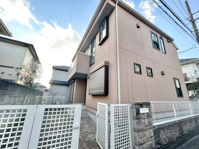 大田区南久が原1　中古戸建の外観|2026.01.29撮影

現地ご見学希望・資料請求などお気軽にお問い合わせ下さい！
03-5990-5201