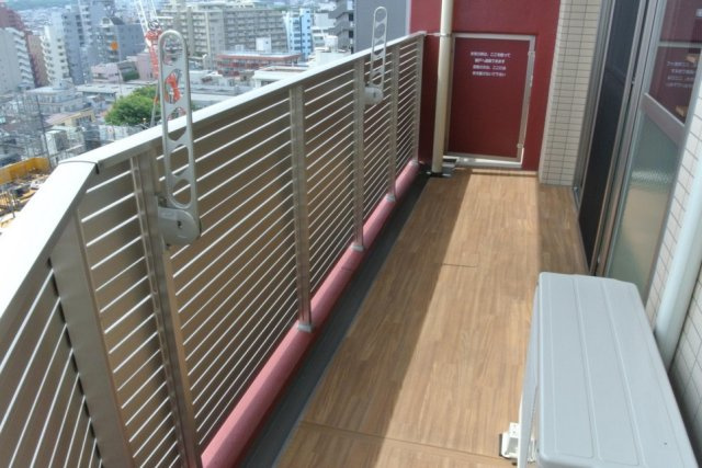 【バルコニー】