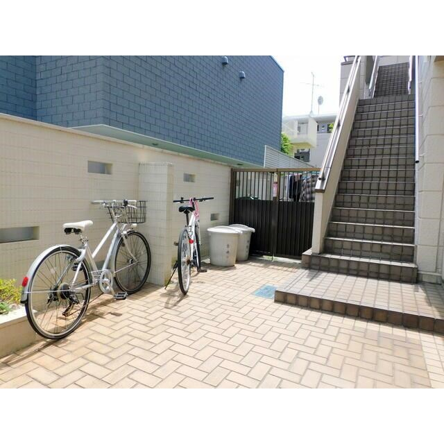 シティミヤザワのエントランス