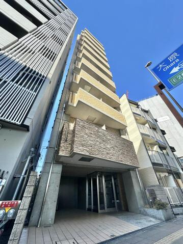 スカイコート駒沢大学の外観