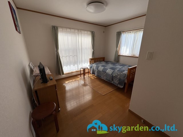 平塚市徳延　中古戸建の寝室