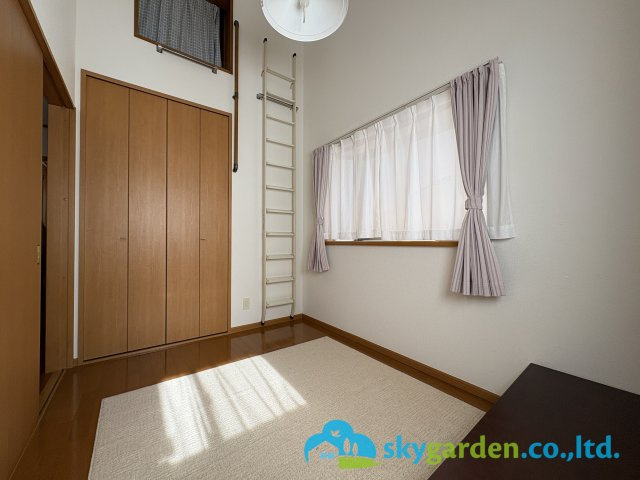 平塚市徳延　中古戸建の子供部屋