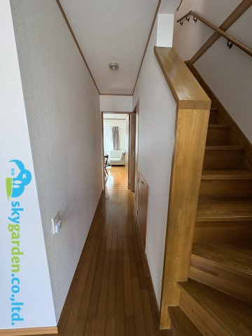 平塚市徳延　中古戸建の内装|１階廊下