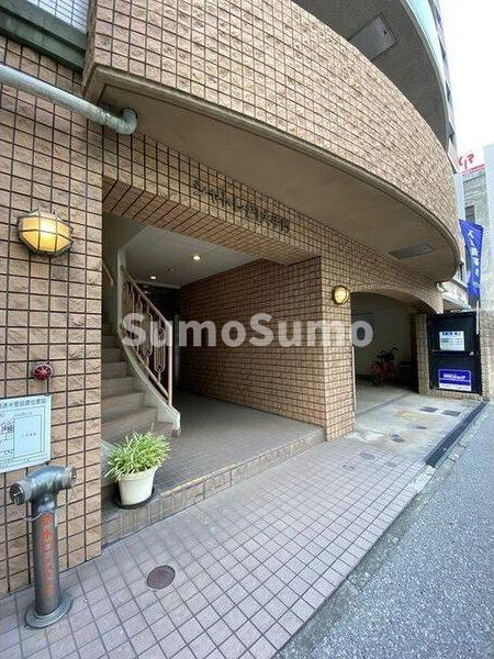 シャトレ21大手門のエントランス