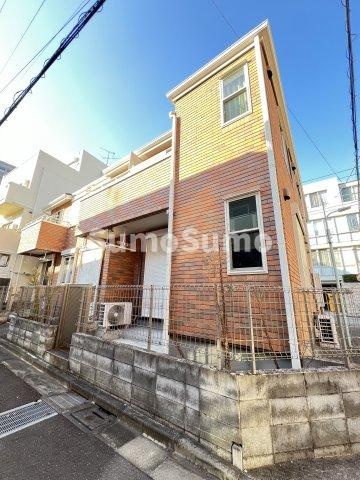 シャンブル三田の外観|きれいな外観です