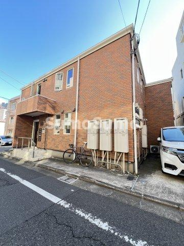 シャンブル三田の外観|外はこのようになっています