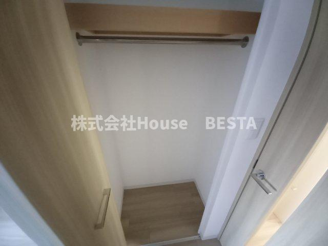 プレサンスみなと元町駅前の収納