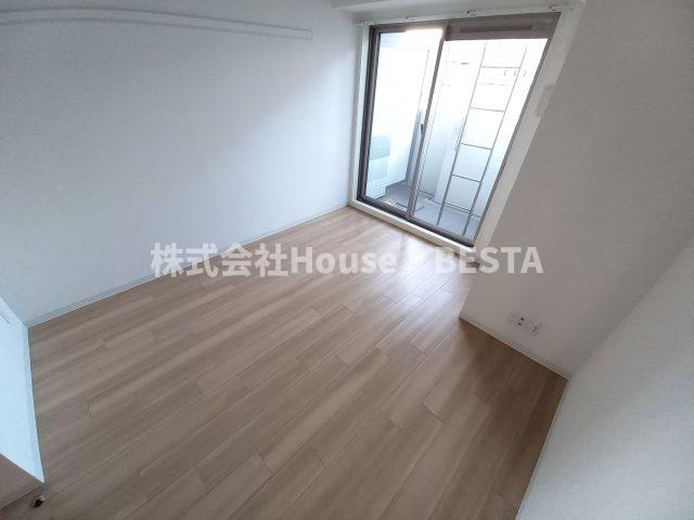 プレサンスみなと元町駅前の和室