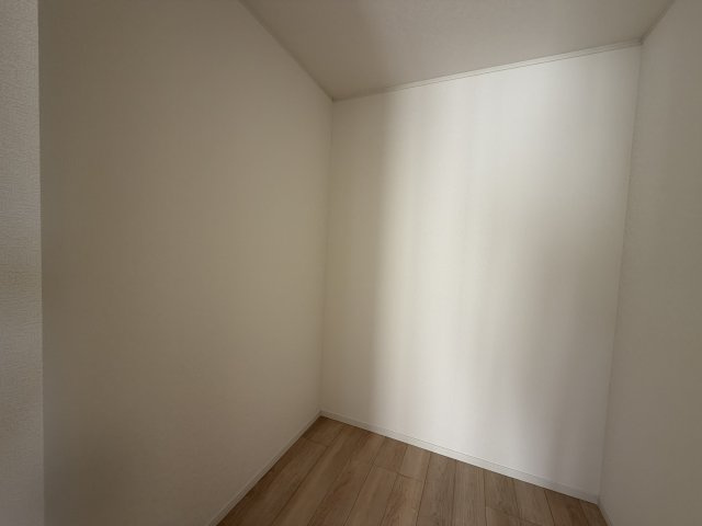 南城市佐敷佐敷　第1（全3棟）3号棟の収納|3号棟　洋室6.7帖＋WIC付き♪（WIC×2部屋）