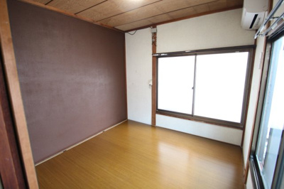 【洋室】 | 毛呂山町貸家