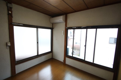 【洋室】 | 毛呂山町貸家