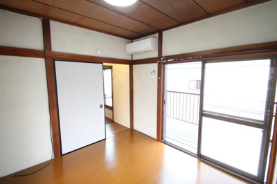 【洋室】 | 毛呂山町貸家