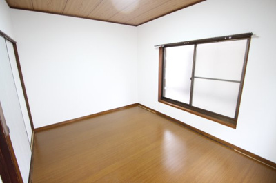 【洋室】 | 毛呂山町貸家