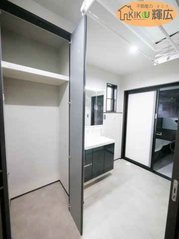 明石市二見町福里　中古戸建の収納