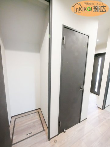 明石市二見町福里　中古戸建の収納