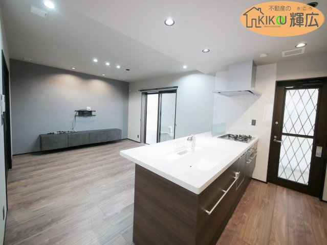 【居間・リビング】 | 明石市二見町福里　中古戸建