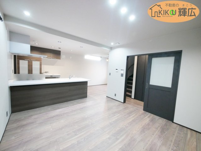 【居間・リビング】 | 明石市二見町福里　中古戸建