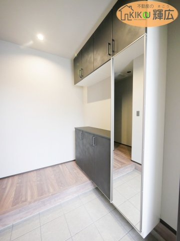 【玄関】 | 明石市二見町福里　中古戸建