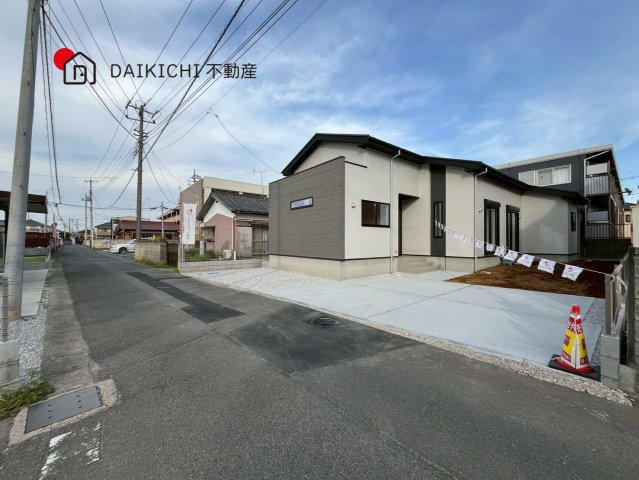 【前面道路含む現地写真】 | KIS鴻巣市宮前9期　LIGARE　新築戸建　全1棟　1号棟