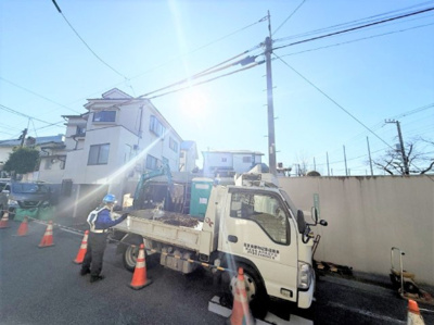 【外観】 | 【仲介手数料５３０万円が無料！】■桜新町駅１２分■耐震性など最高評価■ＺＥＨ省エネ性能ラベル | 【仲介手数料５３０万円が無料！！】
家計応援サービスの限界に挑戦中！
■桜新町駅１２分
■４ＬＤＫ＋ビルトインガレージ
■耐震性など住宅性能評価で最高評価あり
■ＺＥＨ水準住宅（省エネ性能ラベル）