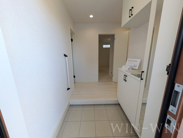 北山町戸建貸家の玄関