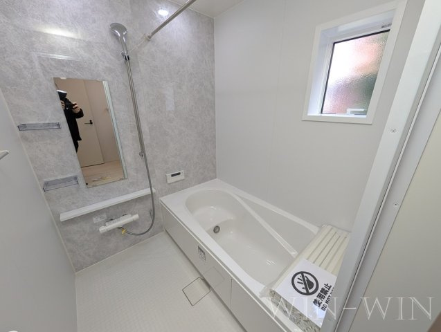 北山町戸建貸家の浴室