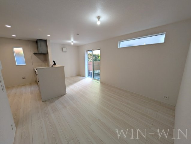 北山町戸建貸家の居間・リビング