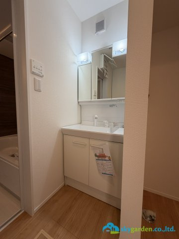 平塚市御殿　新築戸建　全4棟4棟の独立洗面台